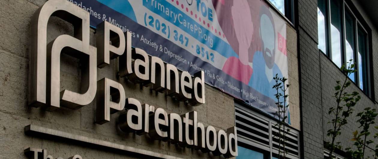 planned parenthood cyber attack exposes data of 400,000 patients